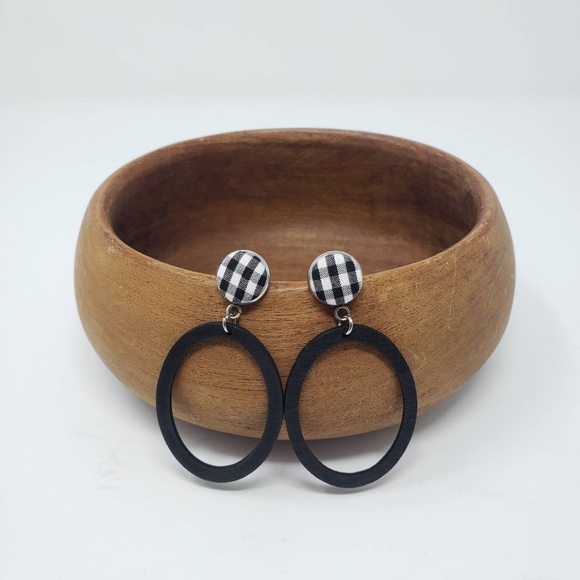 New Handmade | Gingham Wooden Oval Earrings - Picture 1 of 2